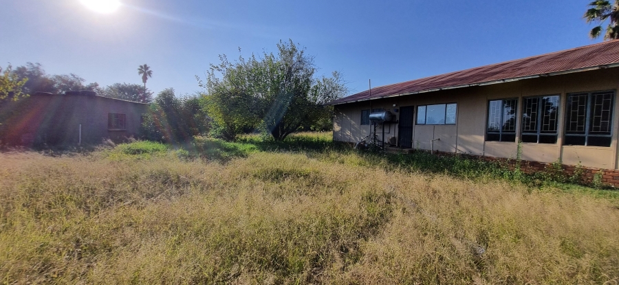 7 Bedroom Property for Sale in Zoutpansdrift A H North West